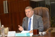 وزير قطاع الأعمال يكشف تفاصيل السيارة الكهربائية المصرية الجديدة